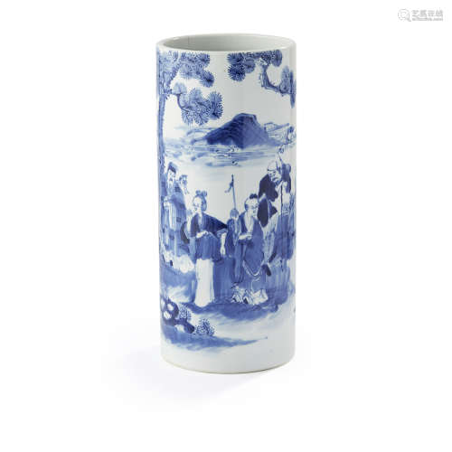 BLUE AND WHITE SLEEVE VASE