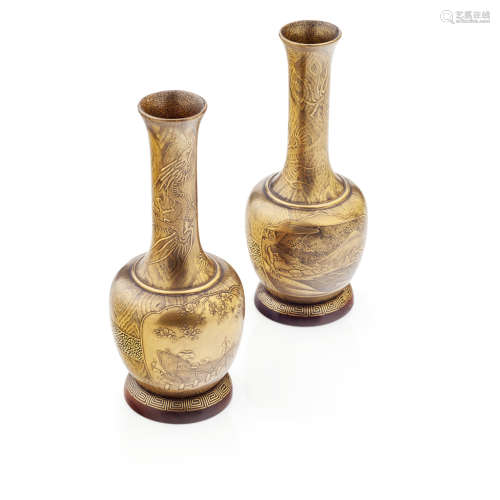 PAIR OF GOLD LACQUER BOTTLE-FORM VASES