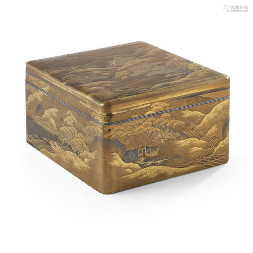 GOLD-LACQUER BOX AND COVER
