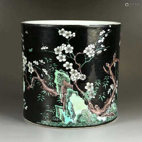 Black Glaze Porcelain Brush Pot with Mark