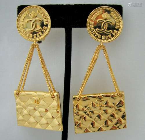 A Fine Large Chanel Earring With CC Logo