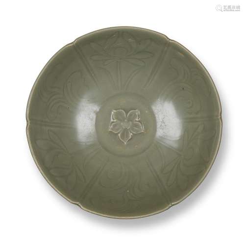 A Chinese Longquan celadon bowl with foliate rim, southern song/yuan dynasty