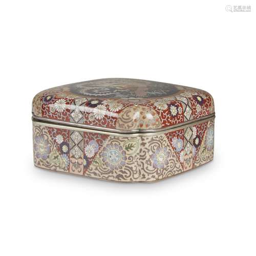 A finely executed Japanese cloisonne box and cover, meiji period