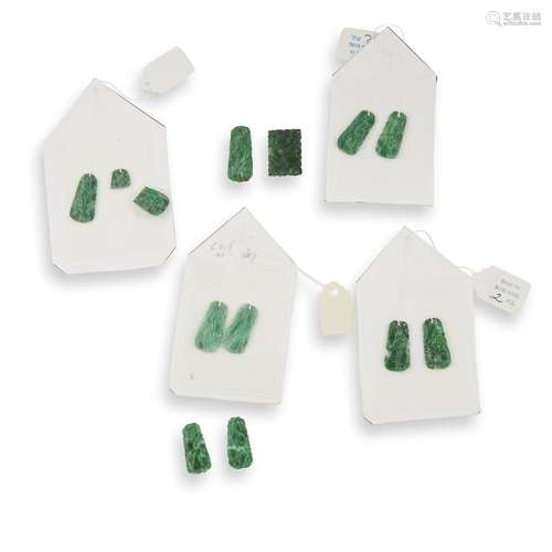 A group of twelve Chinese jade items,