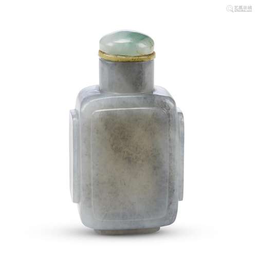 A Chinese grey and white jade retangular snuff bottle,