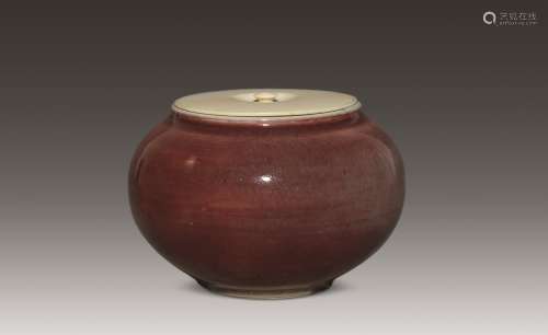 清十八世纪 郎窑红釉罐