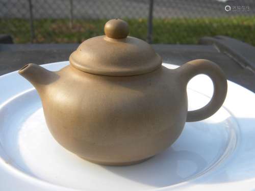 Antique Chinese Yixing Zisha Teapot, size: 5