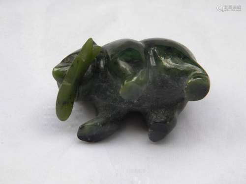 Vintage nephrite Green Jade of Bear and Fish
