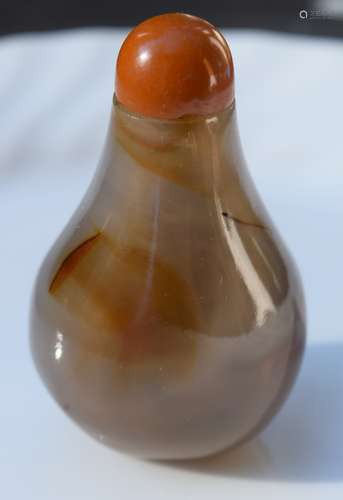 Antique Chinese Carnelian Snuff Bottle