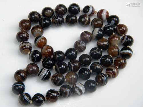 Vintage Agate Bead Necklace