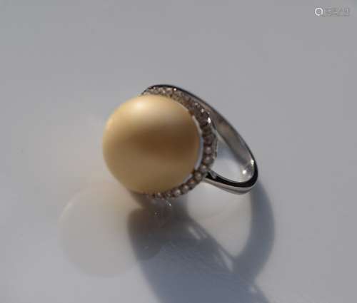 Vintage Pearl Silver Ring
