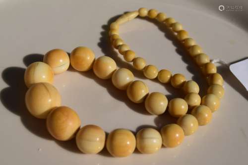 Antique Round Bead Necklace