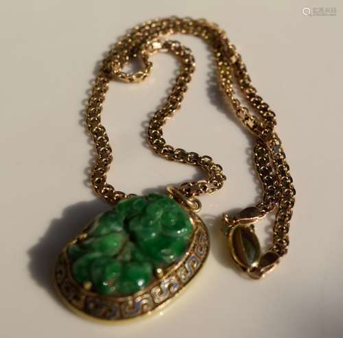 Antique 14K Gold Heavy Chain Green Jadeite Necklace