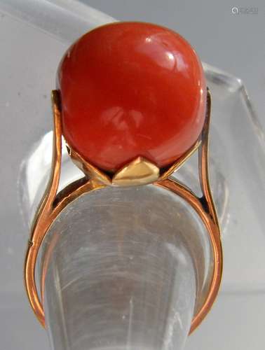 Antique 14K Gold Red Coral Ring