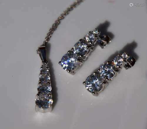 Set of Vintage Silver Earrings and Pendant