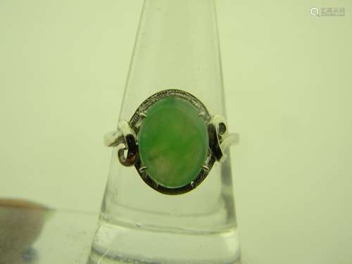 18K Gold Diamond Natural Jadeite Ring