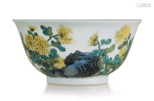 花卉碗“雍正年製“款 CHRYSANTHEMUM TEACUP; YONGZHENG STYLE