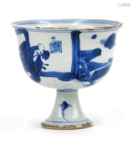 明代 青花高足人物杯 BLUE AND WHITE FOOTED CUP; MING DYNASTY