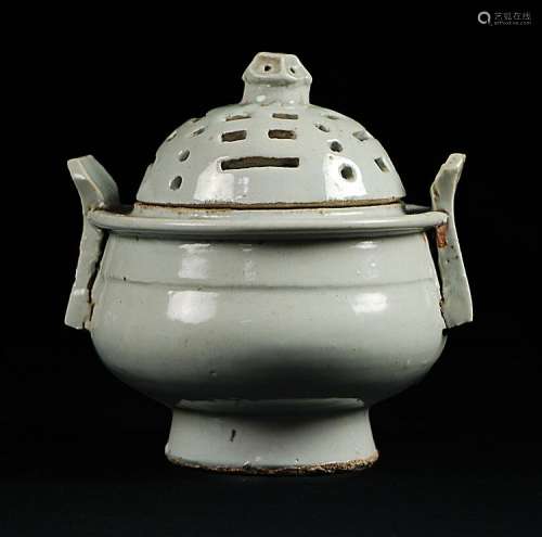 高麗時期（918-1392） 白瓷香爐 KOREAN WHITE GLAZED BURNER; GORYEO(918-1392)