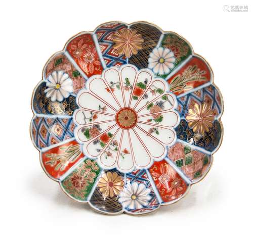 伊萬里燒 花邊瓷盤 IMARI CHRYSANTHEMUM DISH