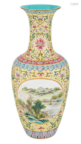 Chinese Famille Rose Enamel Porcelain Vase