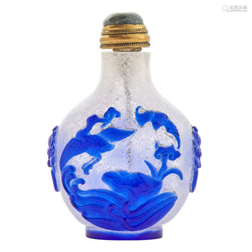 Chinese Blue Overlay Glass Snuff Bottle