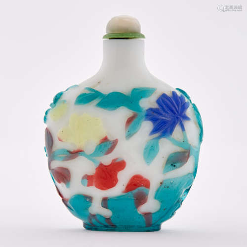Chinese Four Color Overlay Glass Snuff Bottle