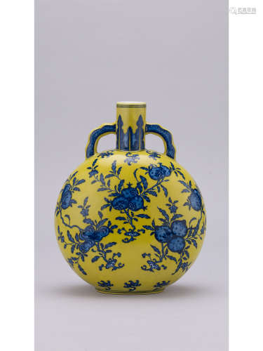 黃地青花瓶