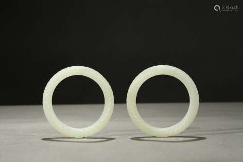 A pair of rope-twisted bangles