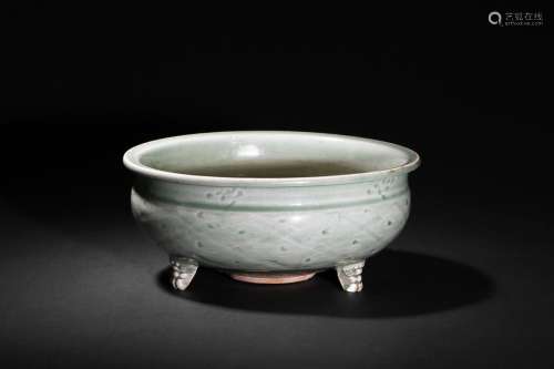 A longquan celadon tripod censer