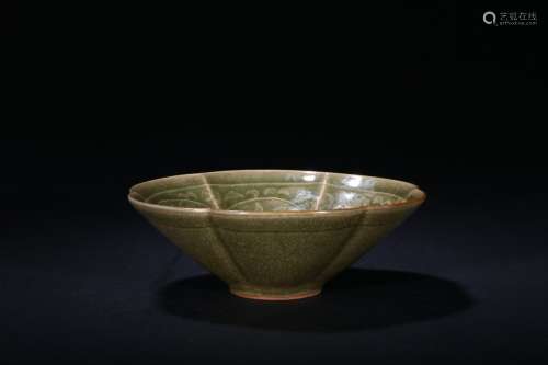 A hexagonal celadon 'floral scrolling' bowl