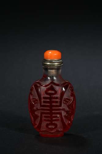 A red overlay 'shou' glass snuff bottle