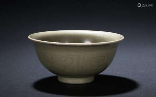 A celadon longquan bowl