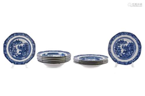 A RARE SET OF TWELVE BLUE AND WHITE PORCELAIN PLATES