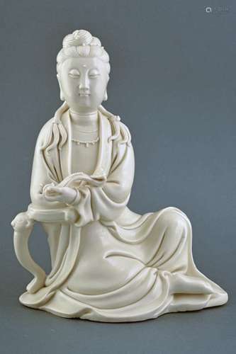 A PORCELAIN GUANYING