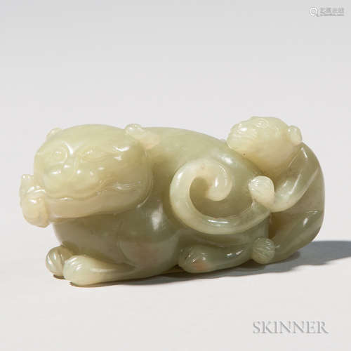 Jade Carving of a Mother Cat 玉雕母猫