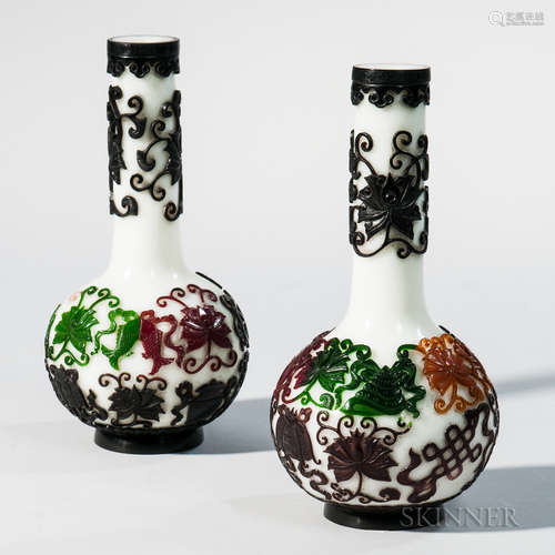 Pair of Four-color Double Overlay Peking Glass Vases 一对四色玻璃花瓶