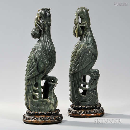 Pair of Hardstone Carvings of Phoenixes 一对玉石凤凰