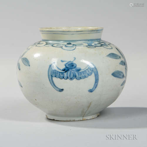 Small Blue and White Porcelain Jar 蓝白小瓷罐