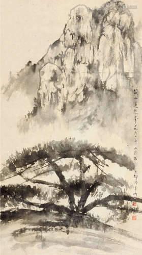 邵洛羊（1917～2016） 1961年作 黄山松峰 镜片 水墨纸本