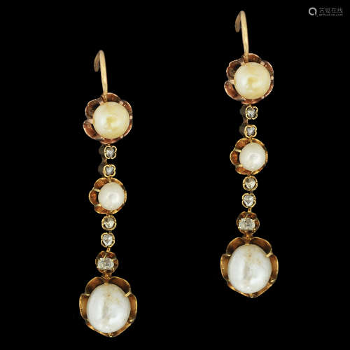 A PAIR OF VICTORIAN 14K ROSE GOLD EARRINGS