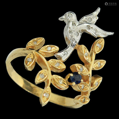 A 14K WHITE AND YELLOW GOLD - ART-NOUVEAU STYLE RING