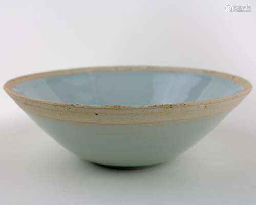 QINGBAI GLAZE TWIN-FISH PATTERN BOWL