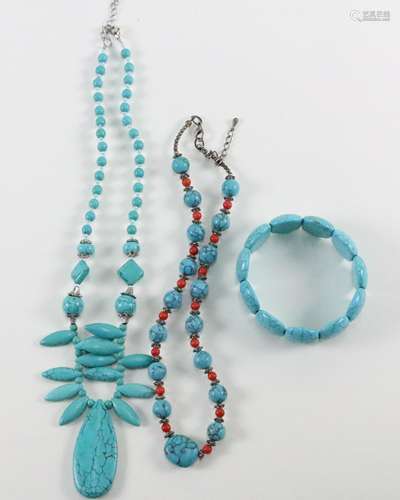 THREE PIECES OF TURQUOISE JEWELRY