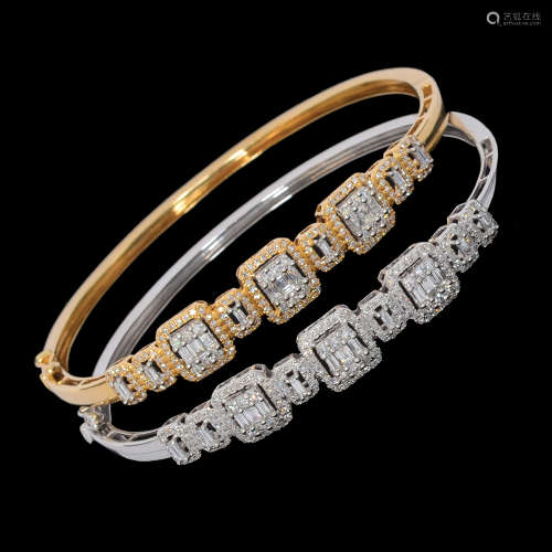 A PAIR OF STIFF 14K WHITE AND YELLOW GOLD BRACELETS