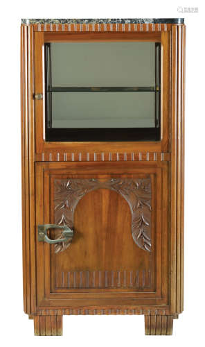 A FRENCH ART-DECO DISPLAY CABINET
