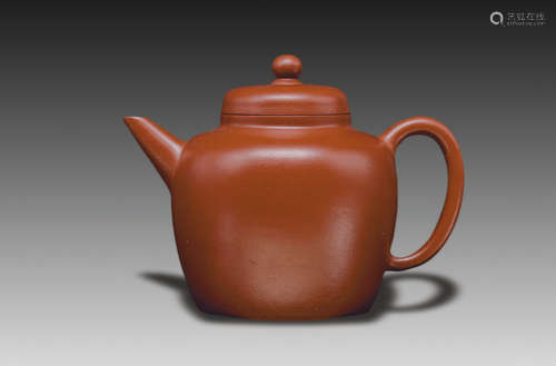 Purple Sand Teapot with Meng Chen Mark, Late-Qing