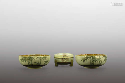 Japanese Porcelain Bowls and Box with Yue Tian Mark