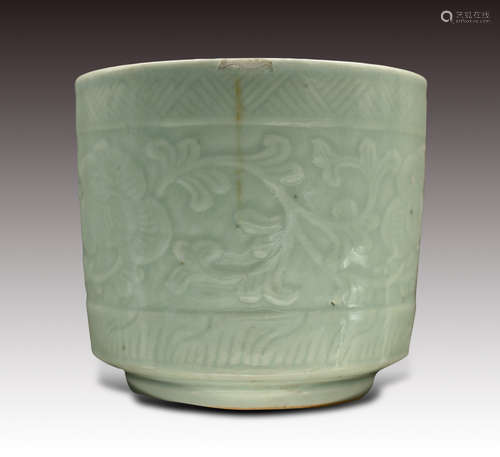 Longquan Kiln Carved Censer, Qing Dynasty