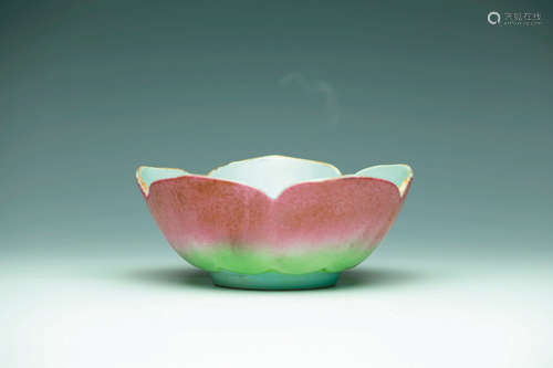 Famille Rose Lotus Bowl, Mark and Period of Daoguang